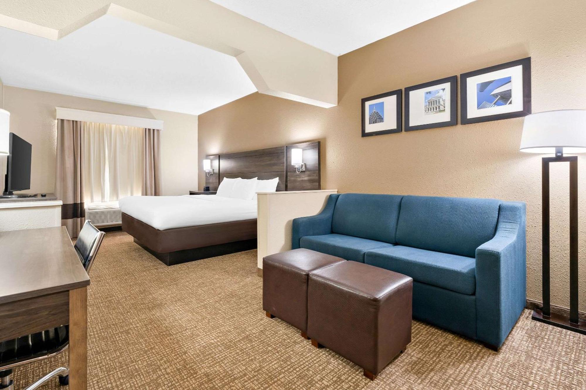 Comfort Suites Near Robins Air Force Base Уорнър Робинс Екстериор снимка