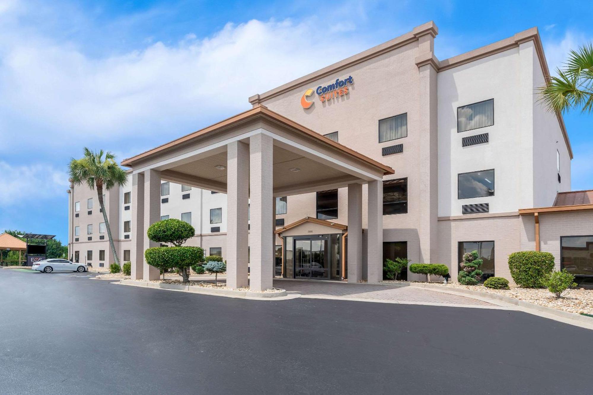 Comfort Suites Near Robins Air Force Base Уорнър Робинс Екстериор снимка